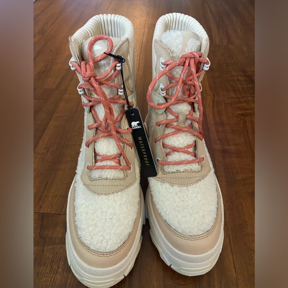 NWT - Sorel Brex Cozy Lace Waterproof Boots Womens Sz 8.5 Nova Sand Sea Salt